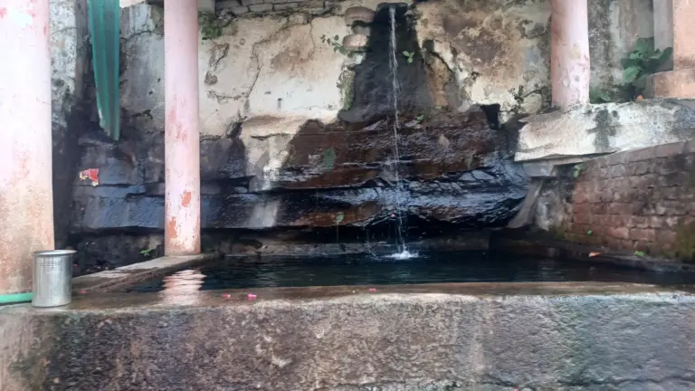 जहा हनुमान जी को शीतलता मिली आज भी धारा का