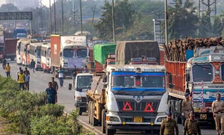 हिट एंड रन कानून पर कर्नाटक के ट्रक ड्राइवरों का