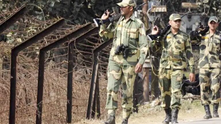 भारत-बांग्लादेश सीमा पर बढ़ रही घुसपैठ, बीएसएफ ने 744 घुसपैठियों