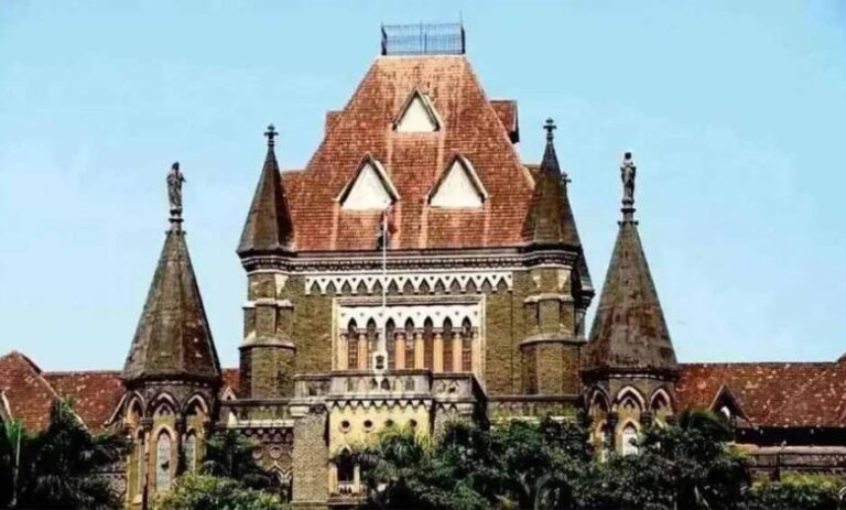 अनधिकृत पैन कार्ड सेवाओं के संचालन के लिए अंतरिम रोक
