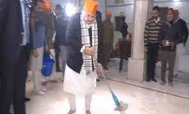 जेपी नड्डा ने कहा कि प्रधानमंत्री के आह्वान पर पार्टी