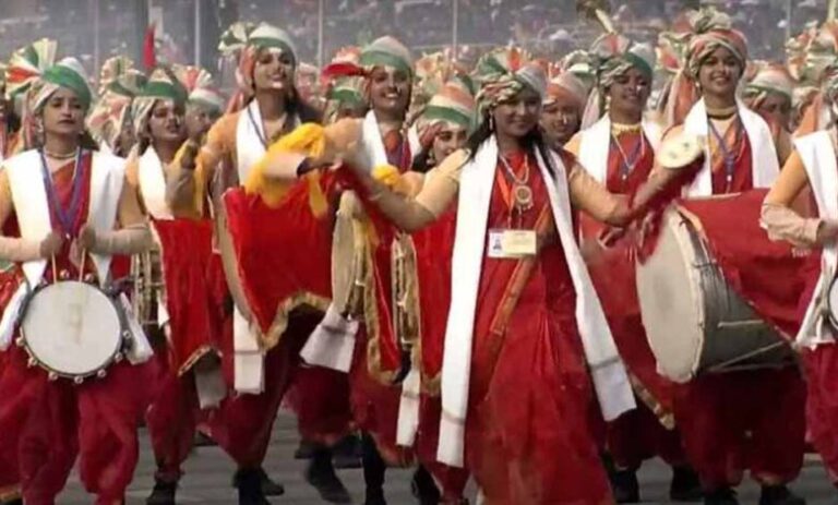भारतवासी आज 75वां गणतंत्र दिवस उत्साह: पहली बार महिला कलाकारों
