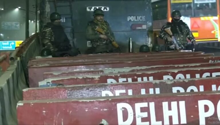 Kisan Andolan : Haryana-Punjab की कई सीमाओं पर पुलिस के