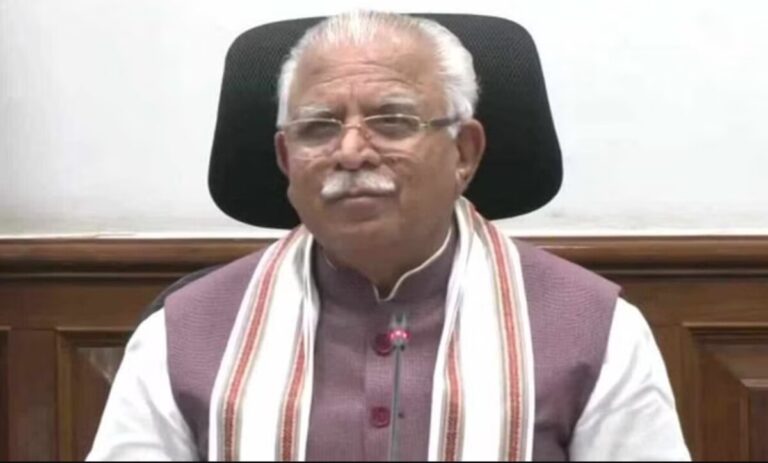 Haryana: भिवानी के नाइब तहसीलदार और पटवारी को निलंबित, Manohar