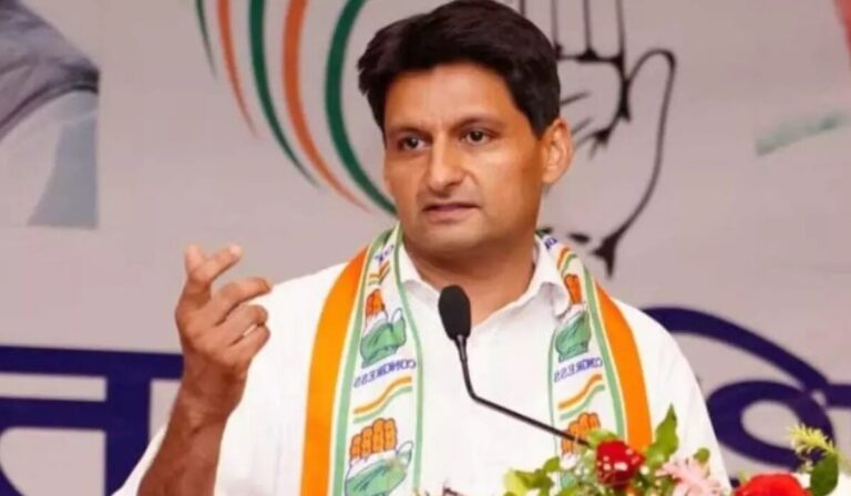 हुड्डा परिवार राज्य की शक्ति खोना नहीं चाहता,