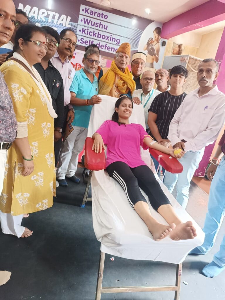 WhatsApp Image 2024-09-29 at 17.12.04_66eaf5b3