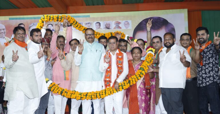 e006920c-cd84-4a4e-bc93-ae1c33a42252